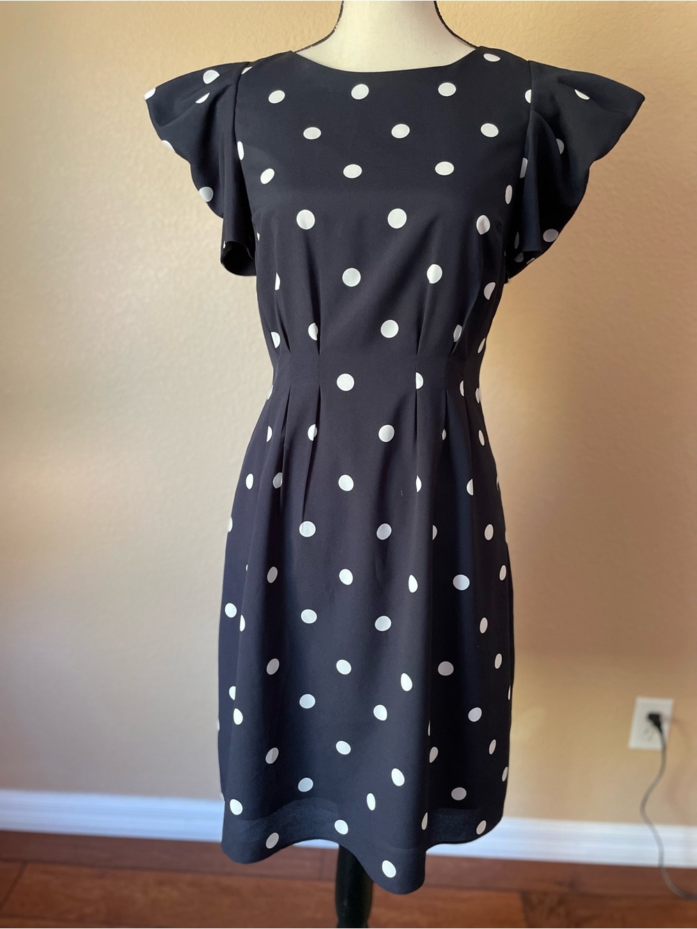 Banana Republic Blue & White Polka Dot Flutter Sleeve Sheath Dress 2/4
